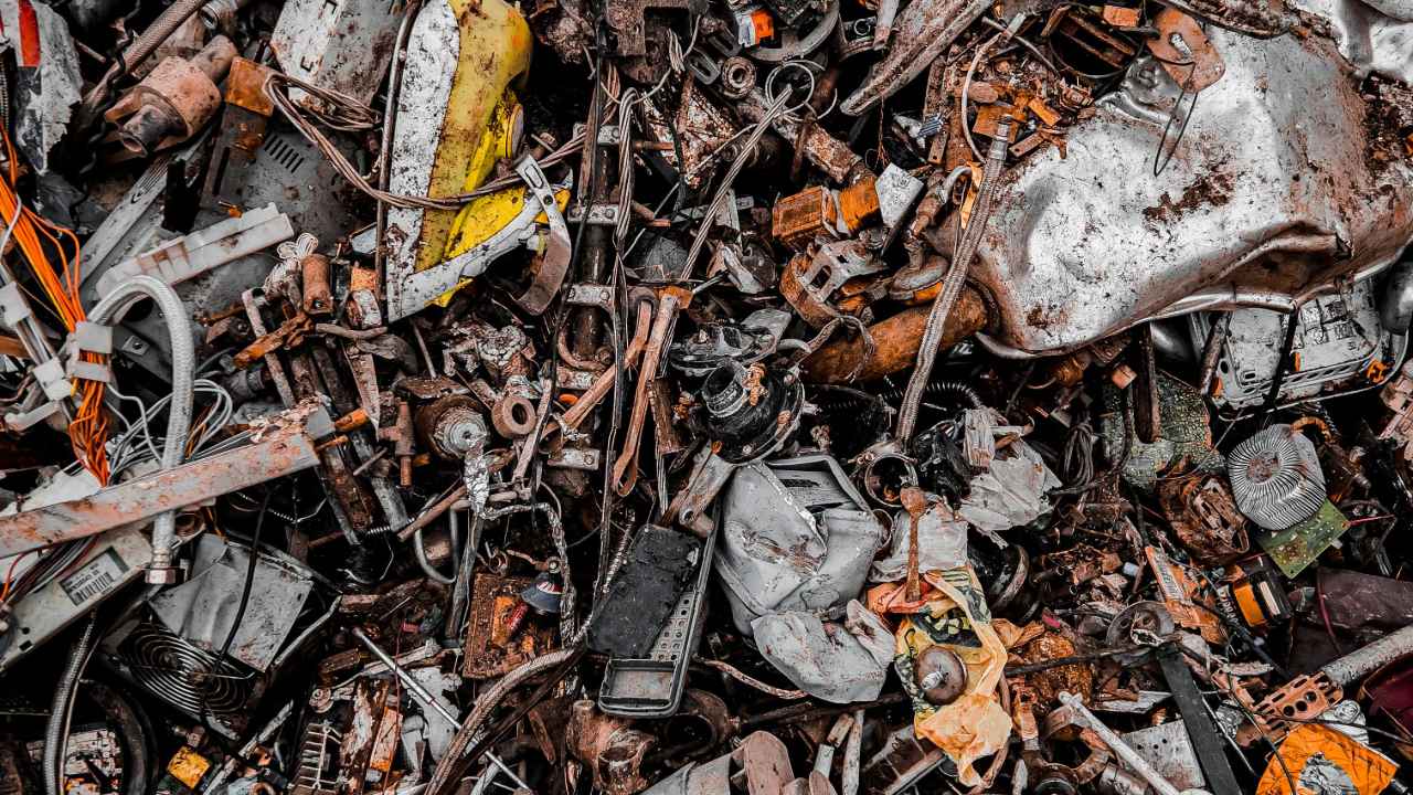 Ferrailleurs et Recyclage de métaux : Comment saturer vos lignes d&rsquo;appels et multiplier les rotations de bennes